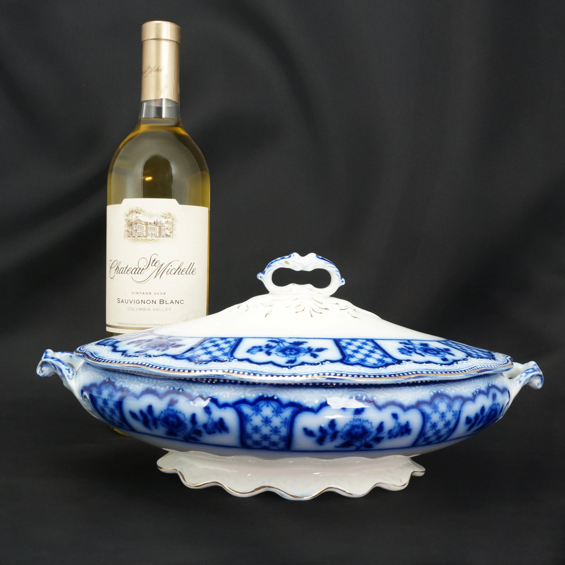 English Oval Flow Blue Covered 12” Serving Dish Wm Grindley "Melbourne" - Bear and Raven Antiques