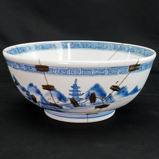 Chinese Qing Porcelain Bowl Landscape Scene 18th Century - Bear and Raven Antiques
