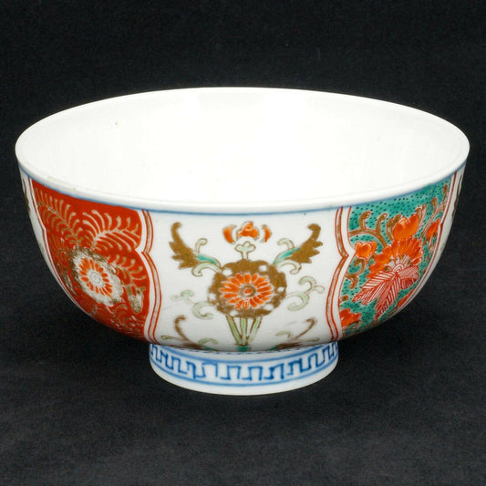 Japanese Polychrome Imari Bowl 19th Century - Bear and Raven Antiques