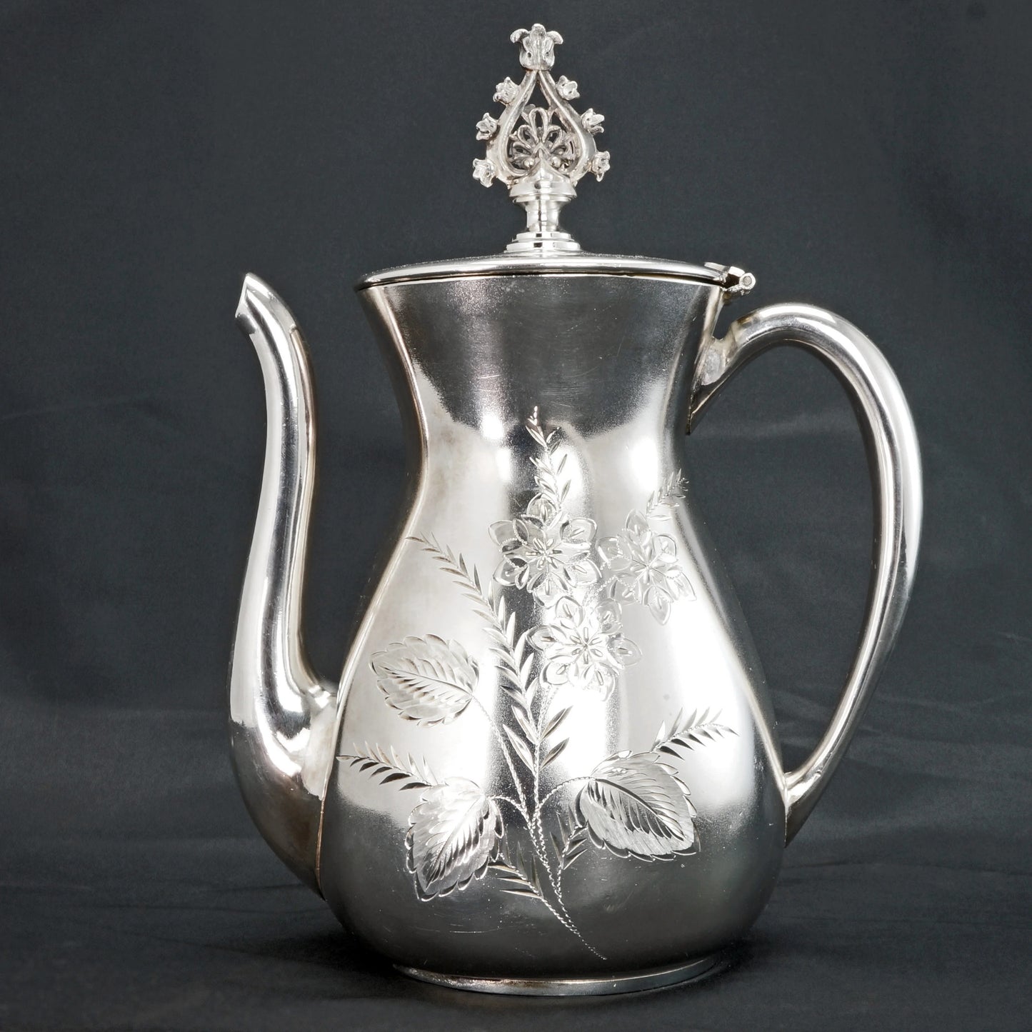 Victorian Meriden Silver Plate Teapot Late 19th Century