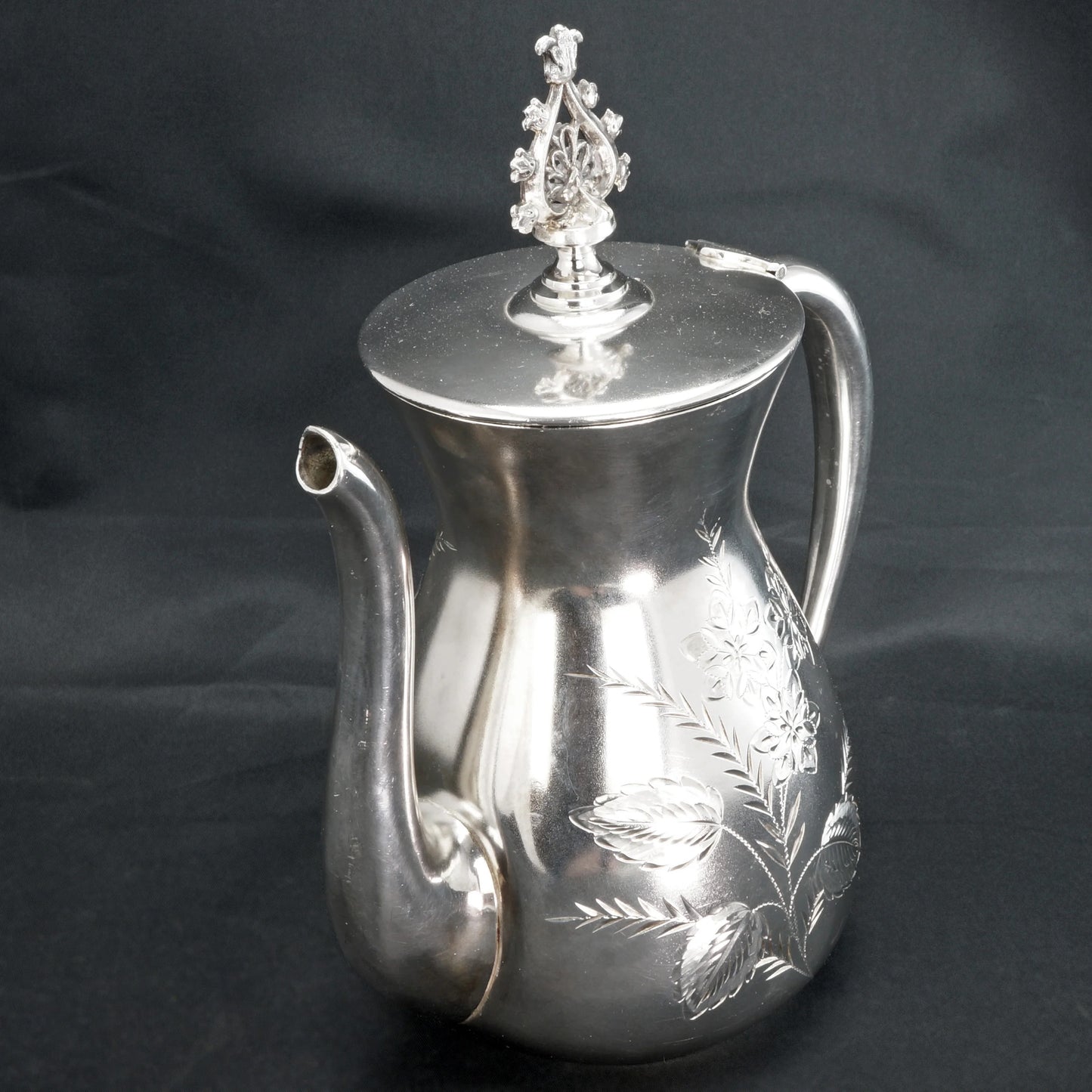 Victorian Meriden Silver Plate Teapot Late 19th Century