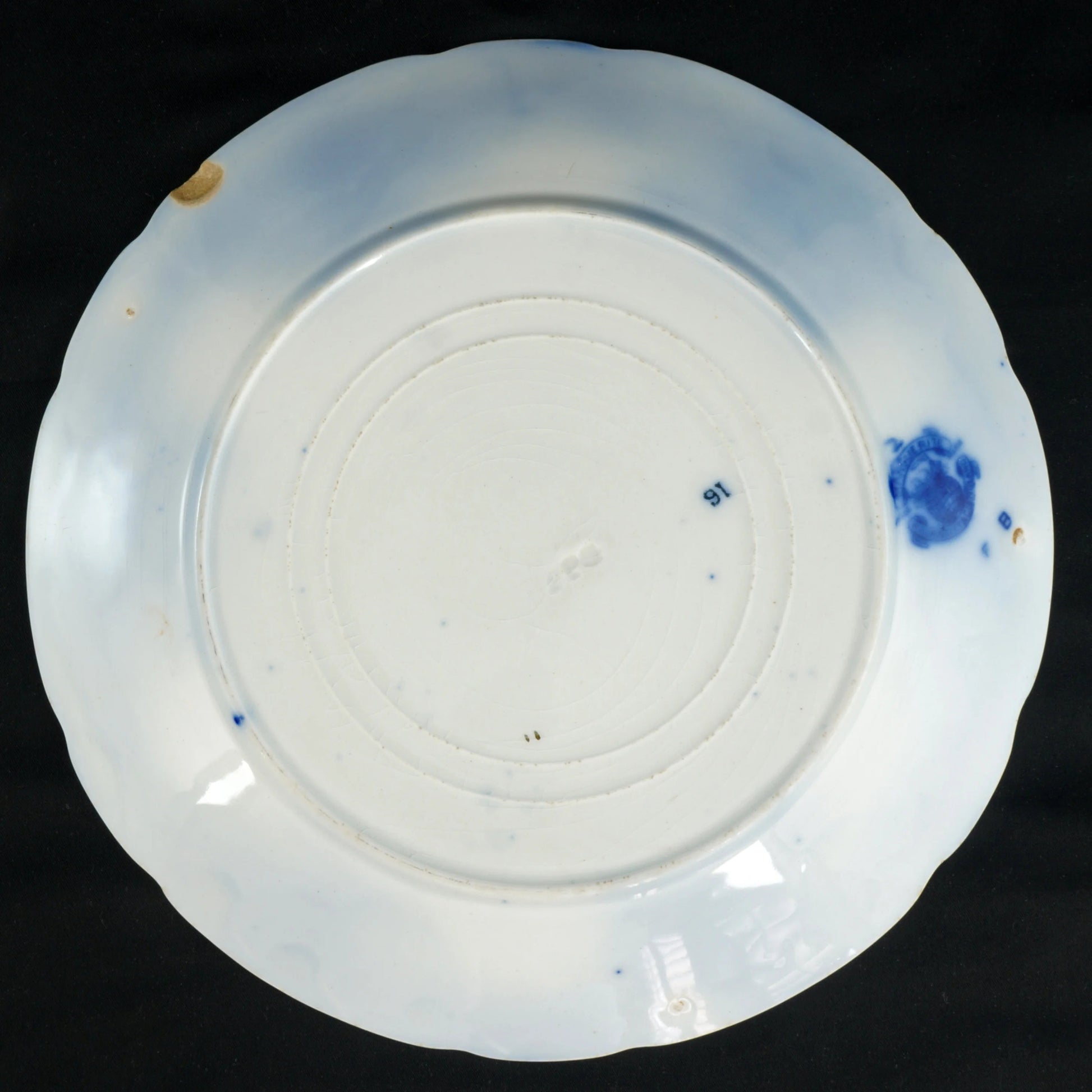 Antique Flow Blue (8 3/4 in) Luncheon Plate WH Grindley MARGUERITE Pattern - Bear and Raven Antiques