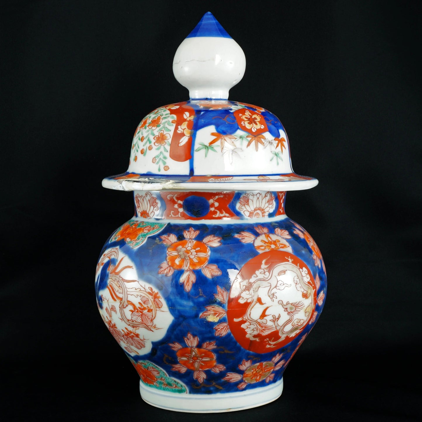 Large Japanese Imari Lidded Porcelain Jar First Half 20th C - Bear and Raven Antiques