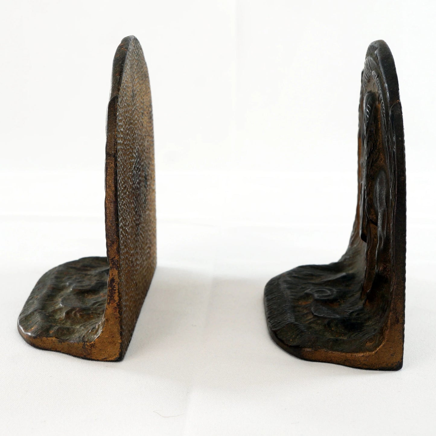 Pair of Cast Iron Last Trail Bookends Circa 1920's - Bear and Raven Antiques