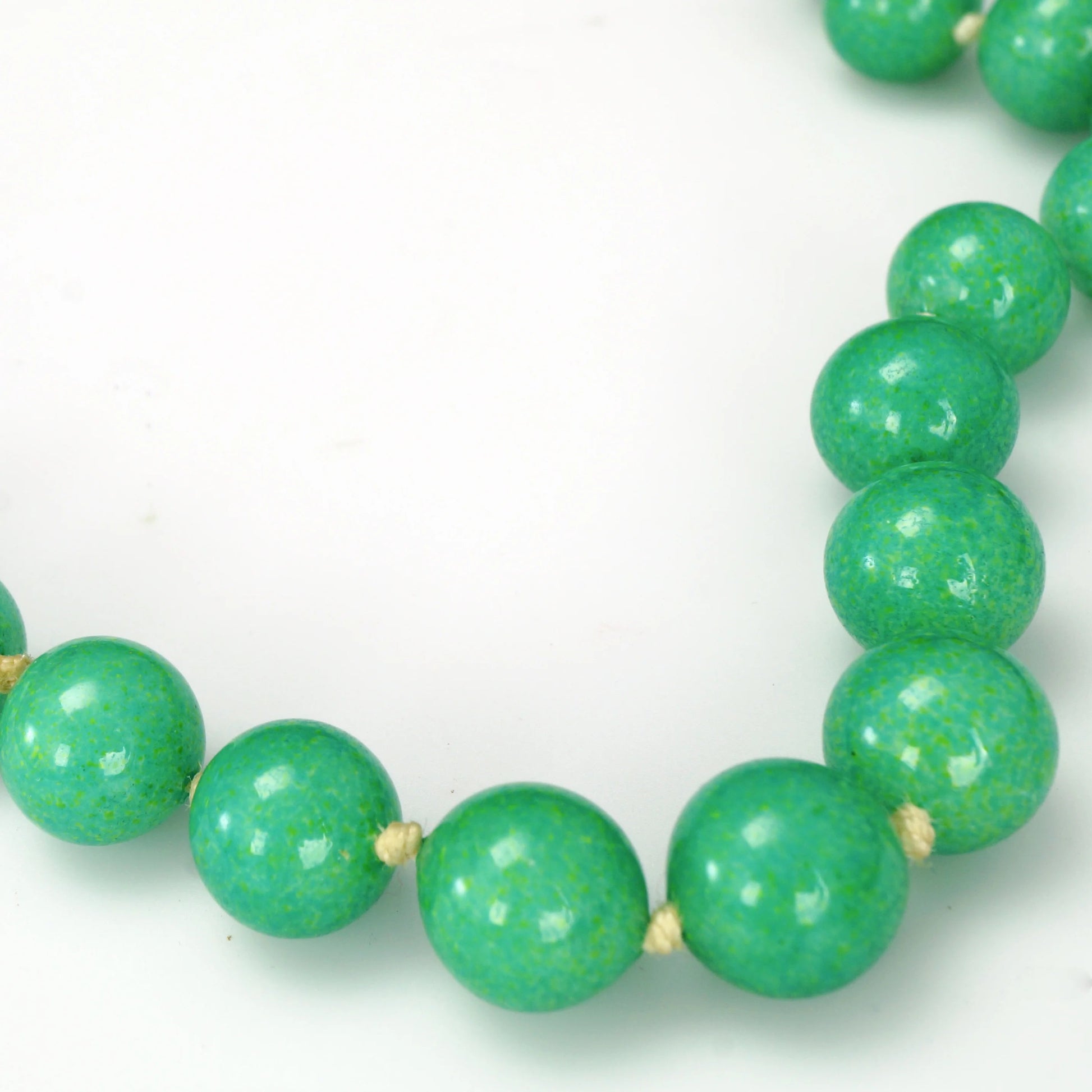 Vintage 16” Green Hardstone Bead Necklace 1960’s - Bear and Raven Antiques