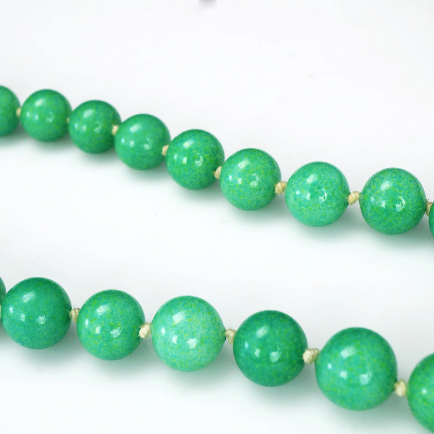 Vintage 16” Green Hardstone Bead Necklace 1960’s - Bear and Raven Antiques