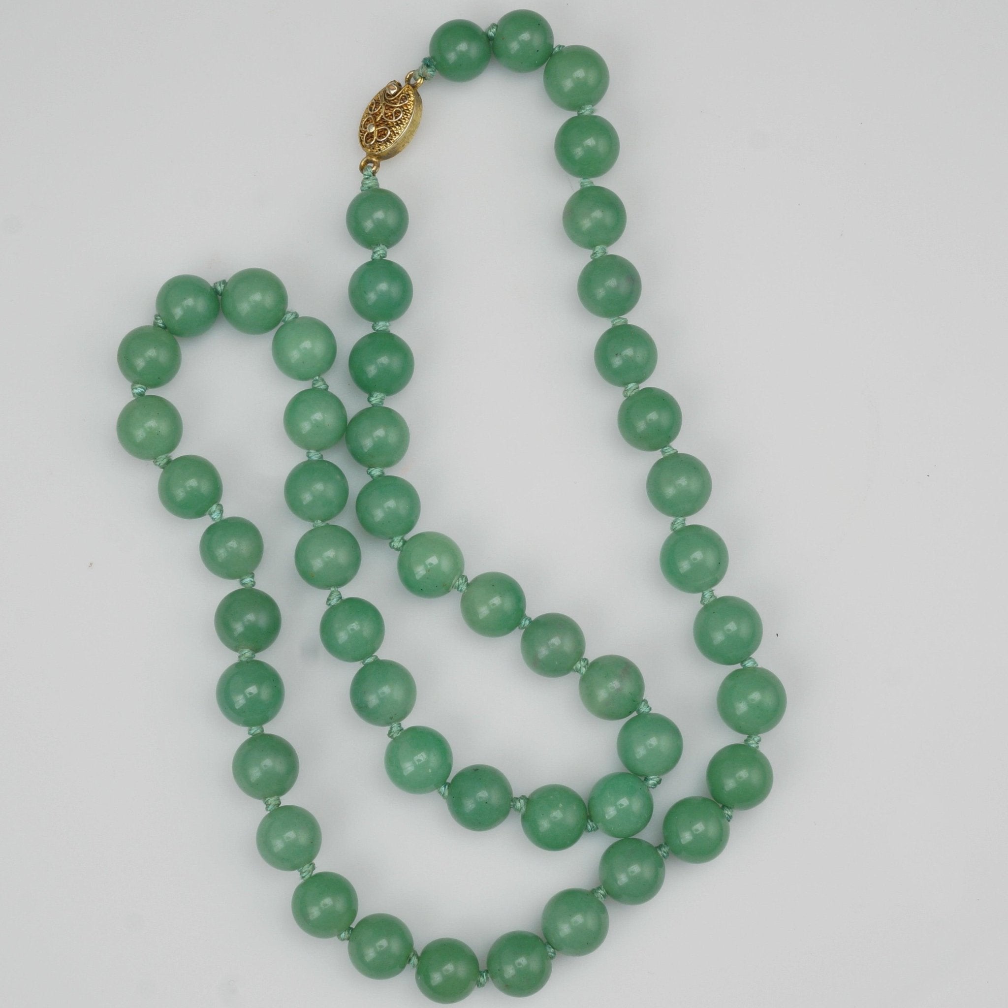 Vintage hot sale jade necklace