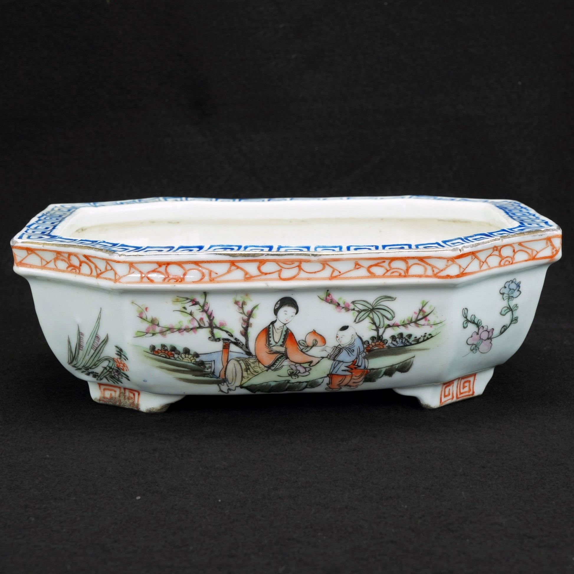 Chinese Polychrome Bulb Pot Jiaqing Reign Mark Late Qing/Republic - Bear and Raven Antiques