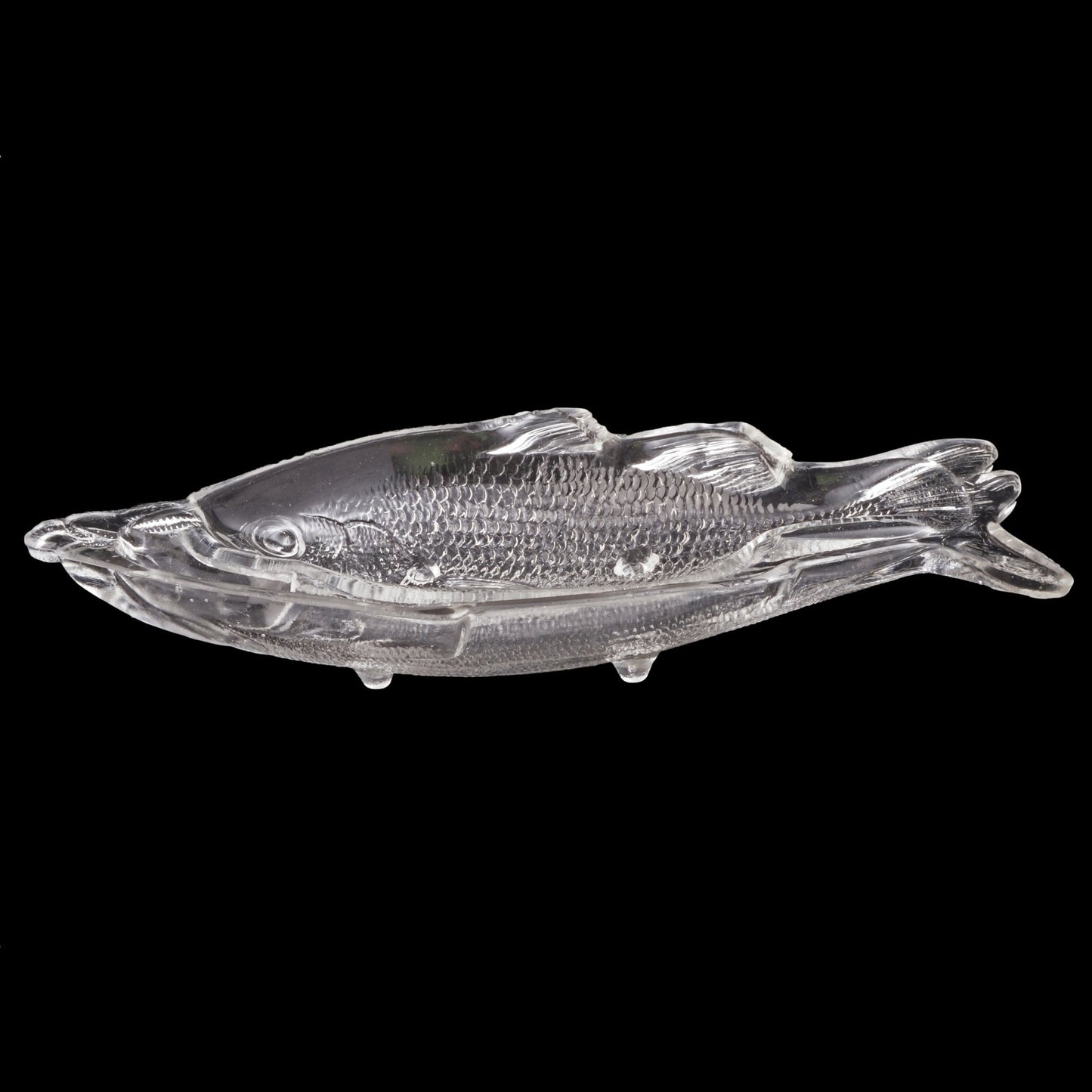 Early American Pressed Glass (EAPG) Atterbury Clear Two Fish Plate – 1872 - Bear and Raven Antiques