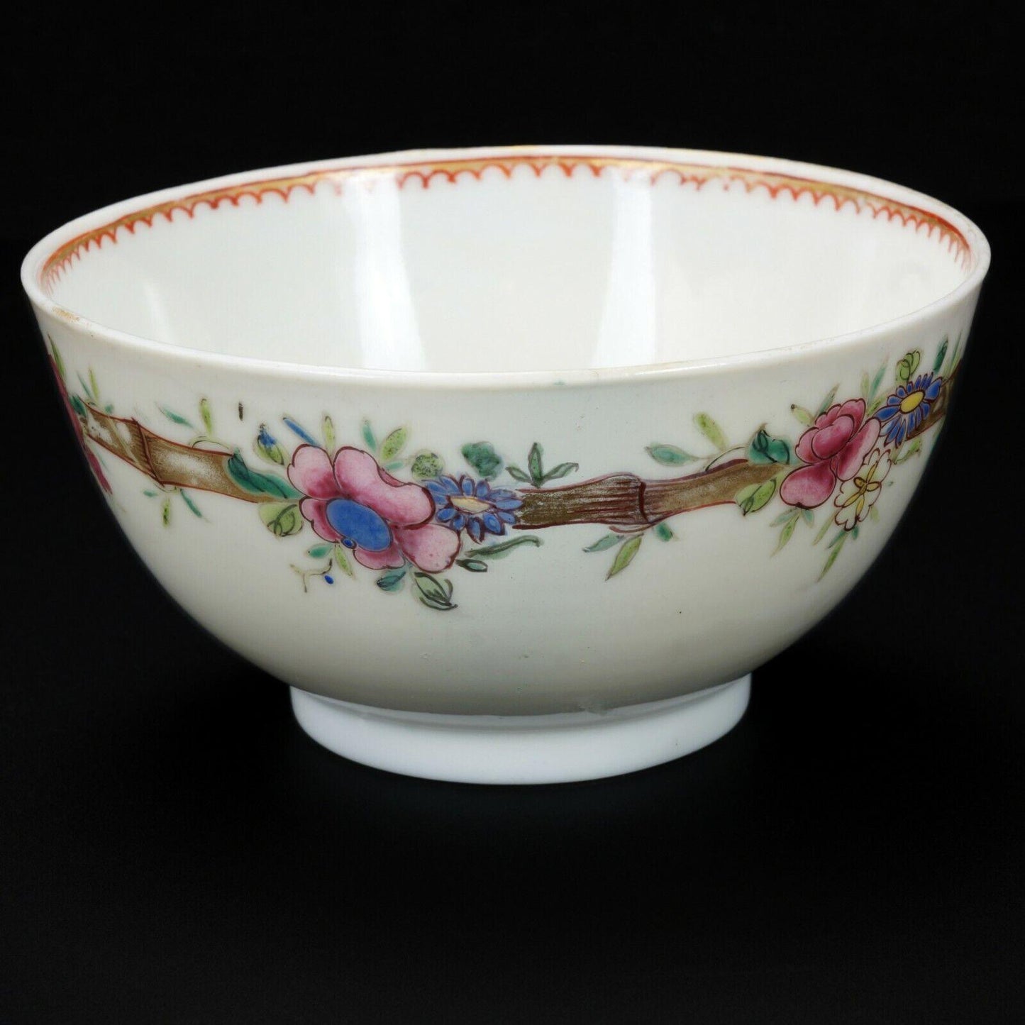 European Chinoiserie Porcelain Teacup 18th Century - Bear and Raven Antiques