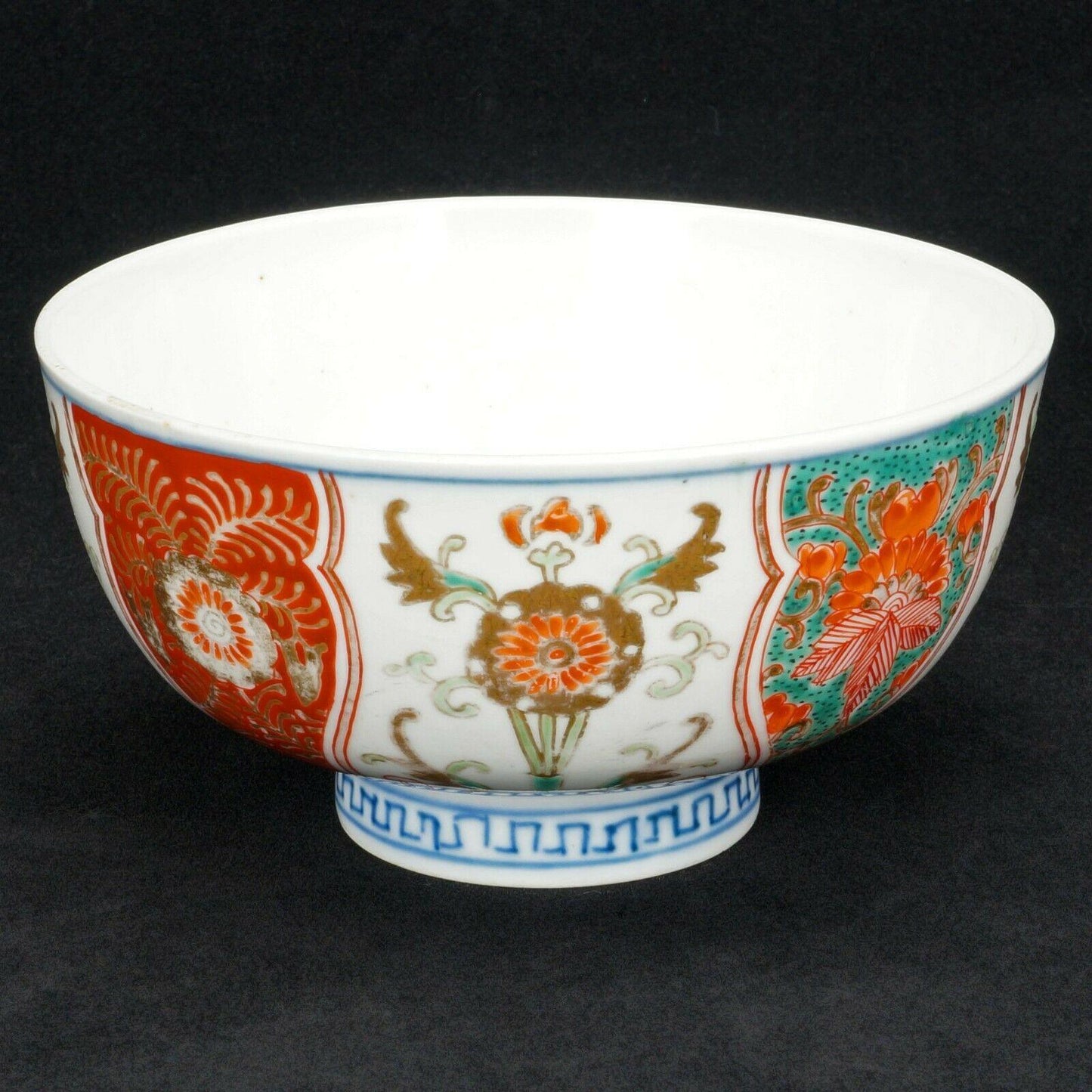 Japanese Polychrome Imari Bowl 19th Century - Bear and Raven Antiques