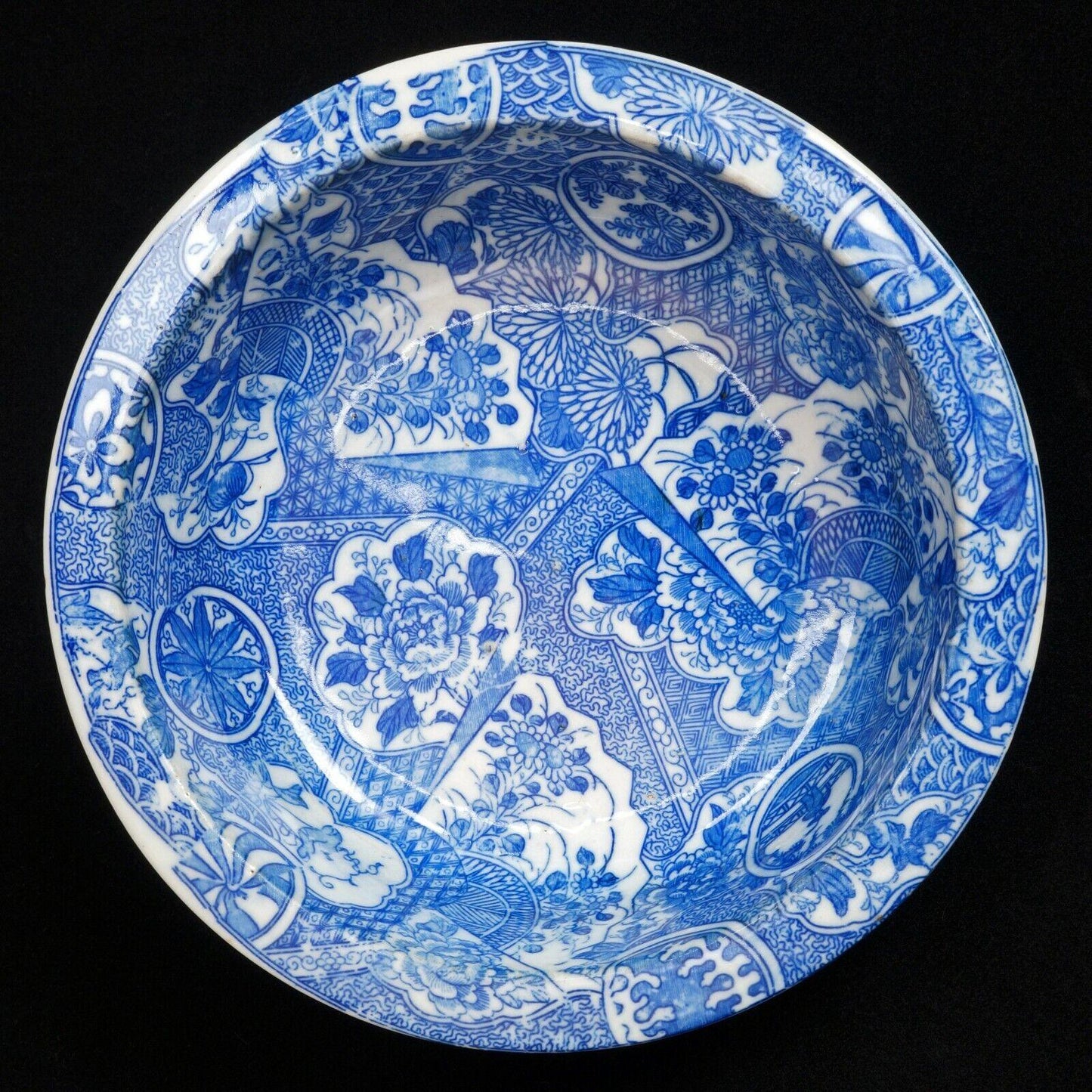Japanese Porcelain Igezara Transferware bowl circa 1900 - Bear and Raven Antiques