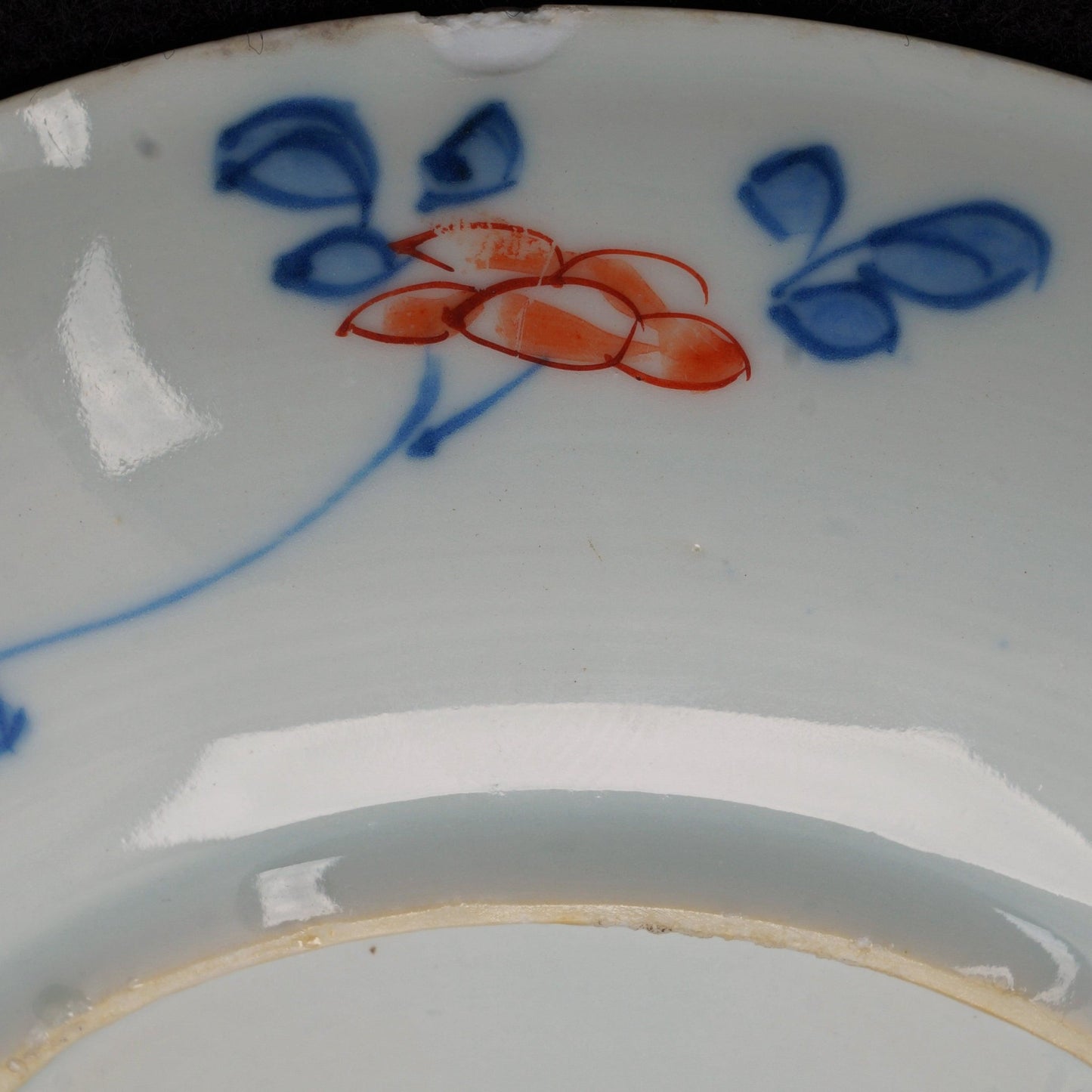 Kangxi Chinese Imari Dish with Floral Panels Circa 1700 - Bear and Raven Antiques