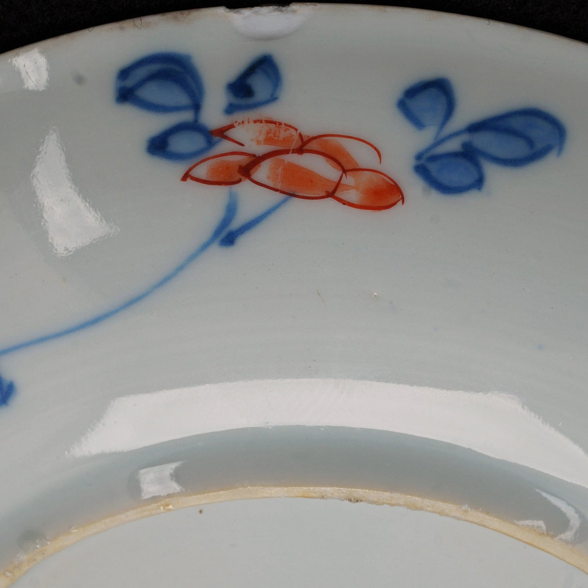 Kangxi Chinese Imari Dish with Floral Panels Circa 1700 - Bear and Raven Antiques