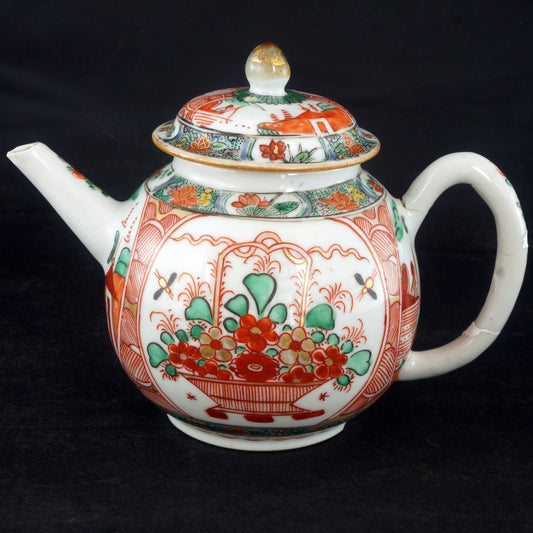 Kangxi/ Yongzheng Chinese Polychrome Teapot 17/18th Century - Bear and Raven Antiques