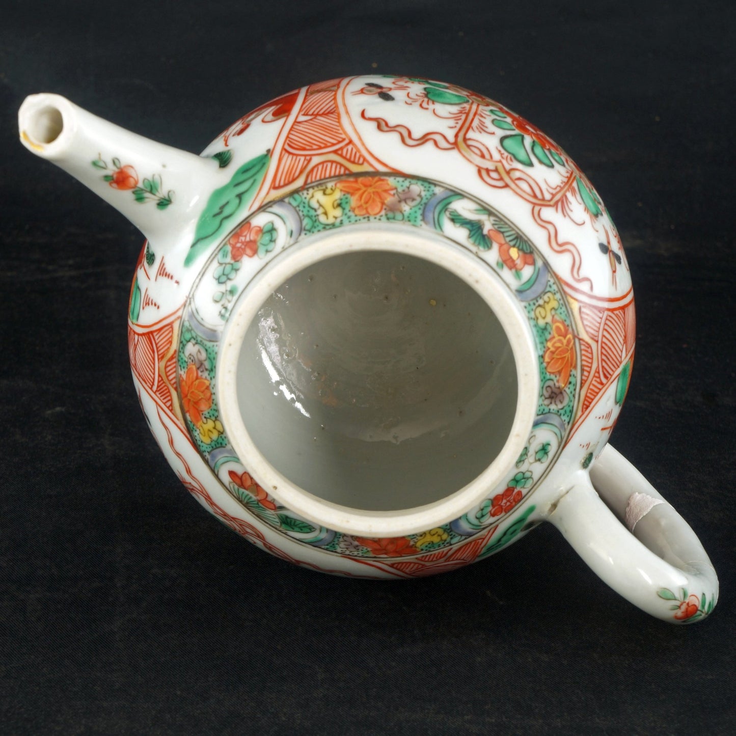 Kangxi/ Yongzheng Chinese Polychrome Teapot 17/18th Century - Bear and Raven Antiques