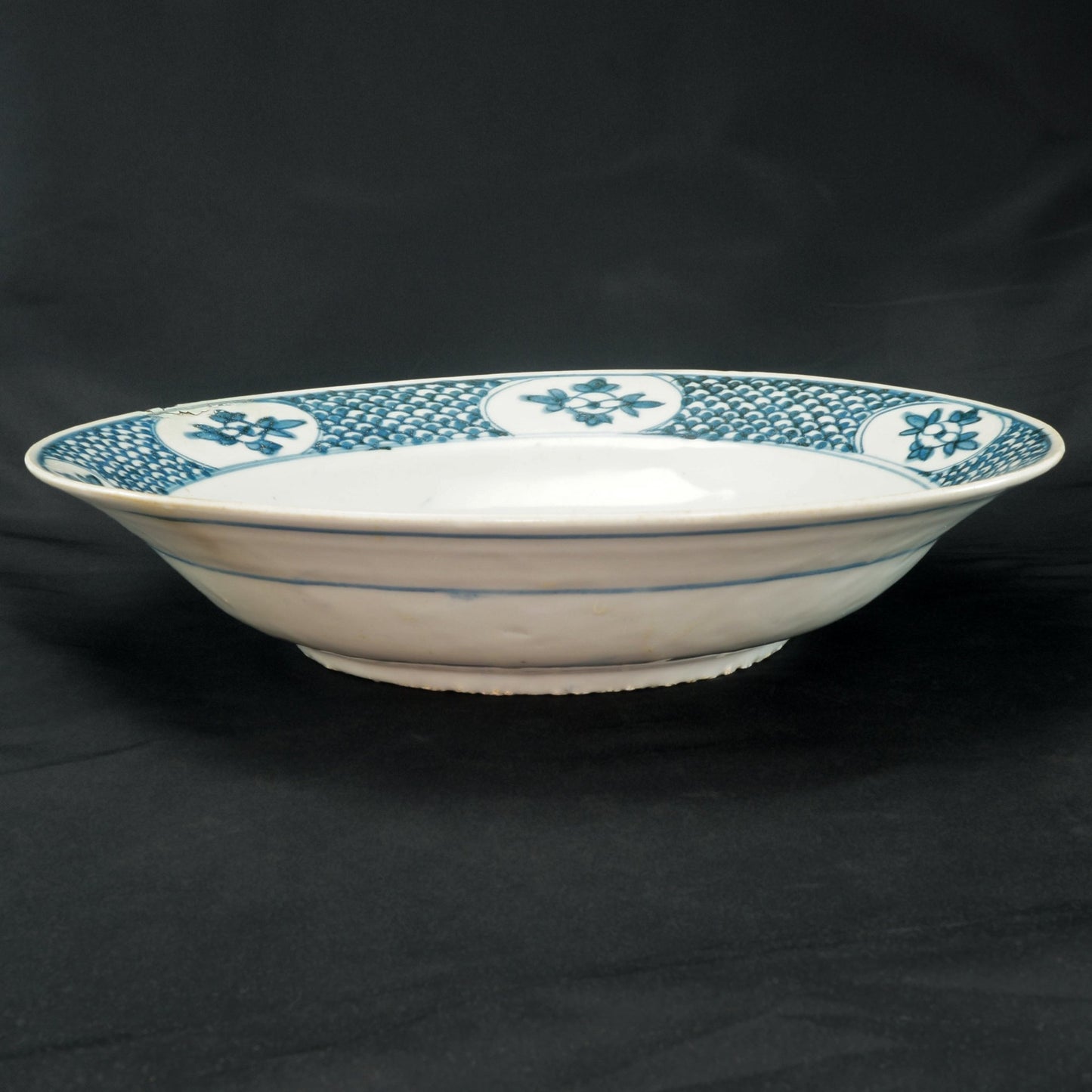 Large Chinese Wanli Ming Phoenix Bowl - Bear and Raven Antiques