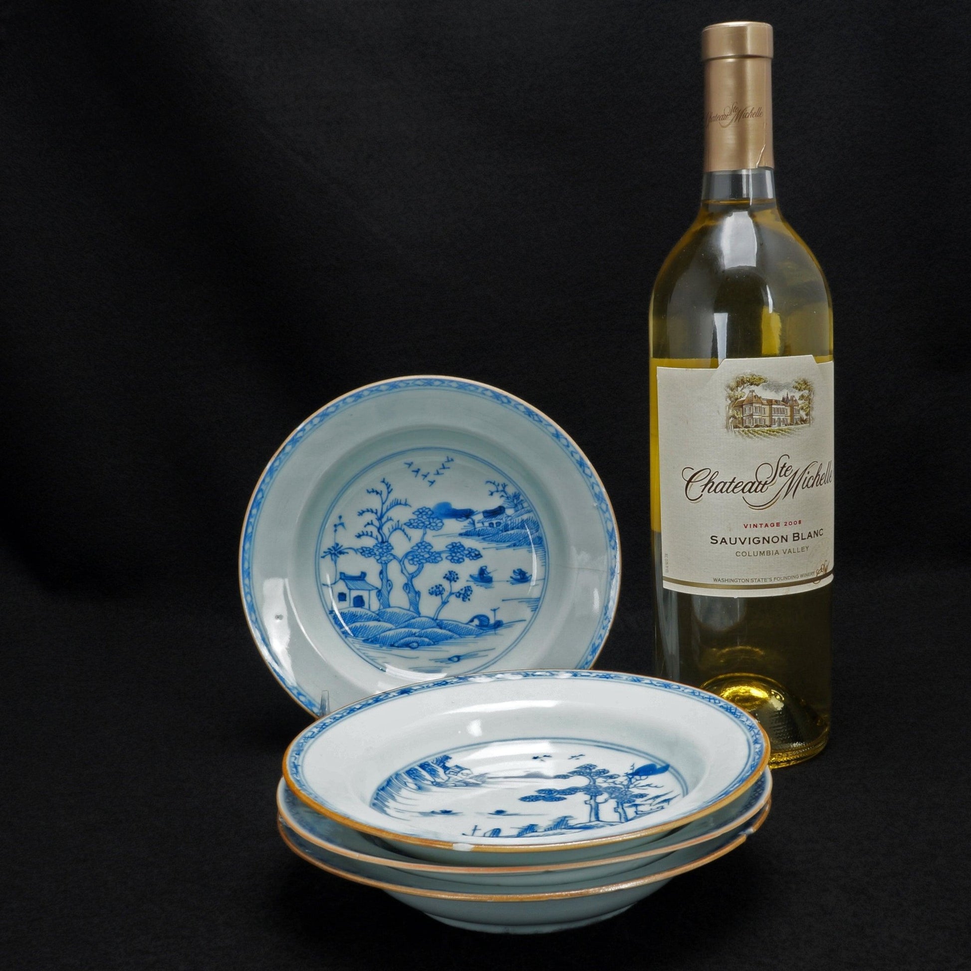 Set of Four 18th Century Chinese Export Blue and White Bowls - Bear and Raven Antiques