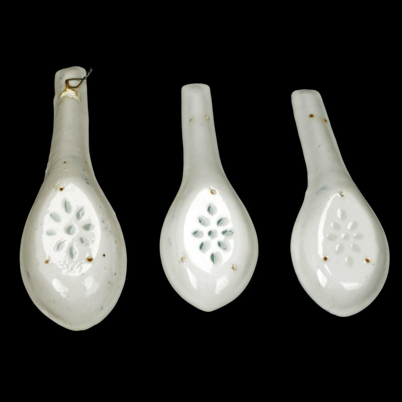 Set of Three Hand Painted Chinese Porcelain Spoons early 20th Century - Bear and Raven Antiques