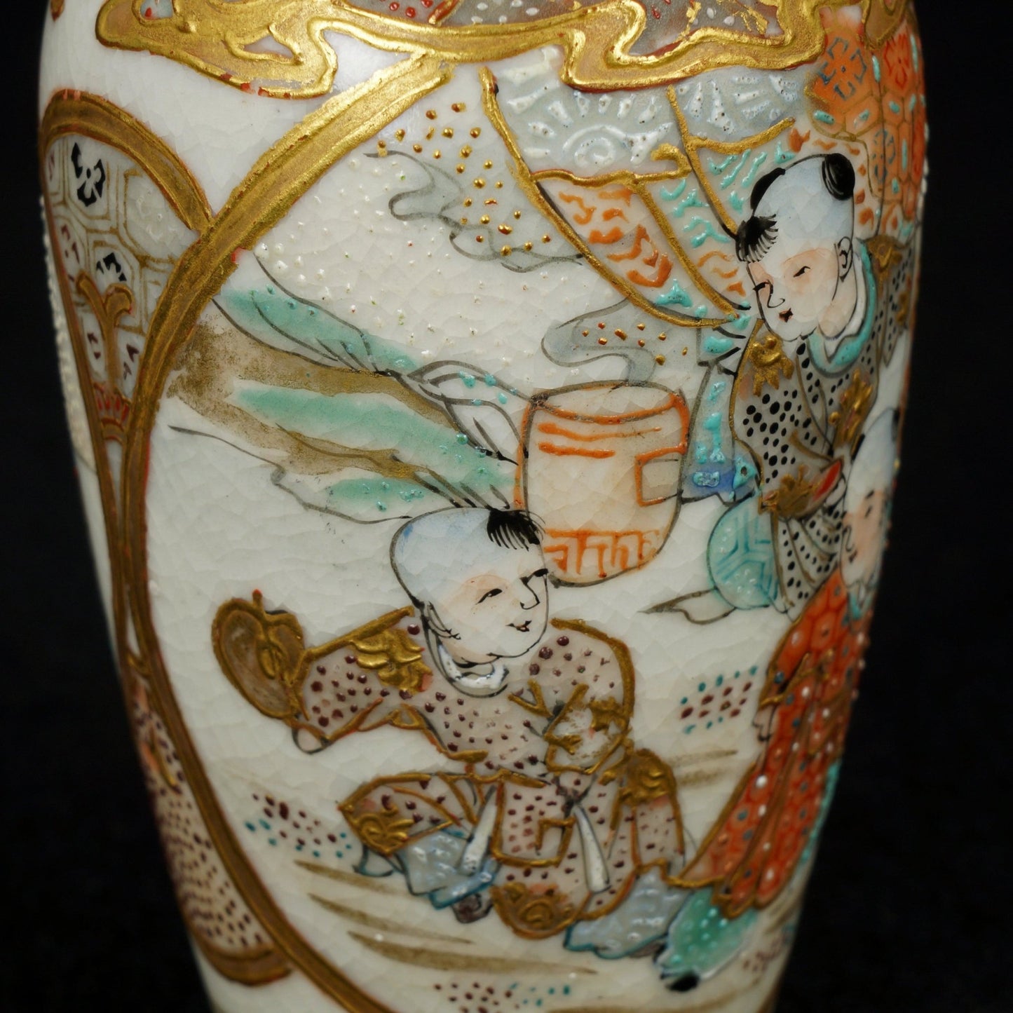 Small Japanese Children Playing Satsuma Vase Meiji Period - Bear and Raven Antiques