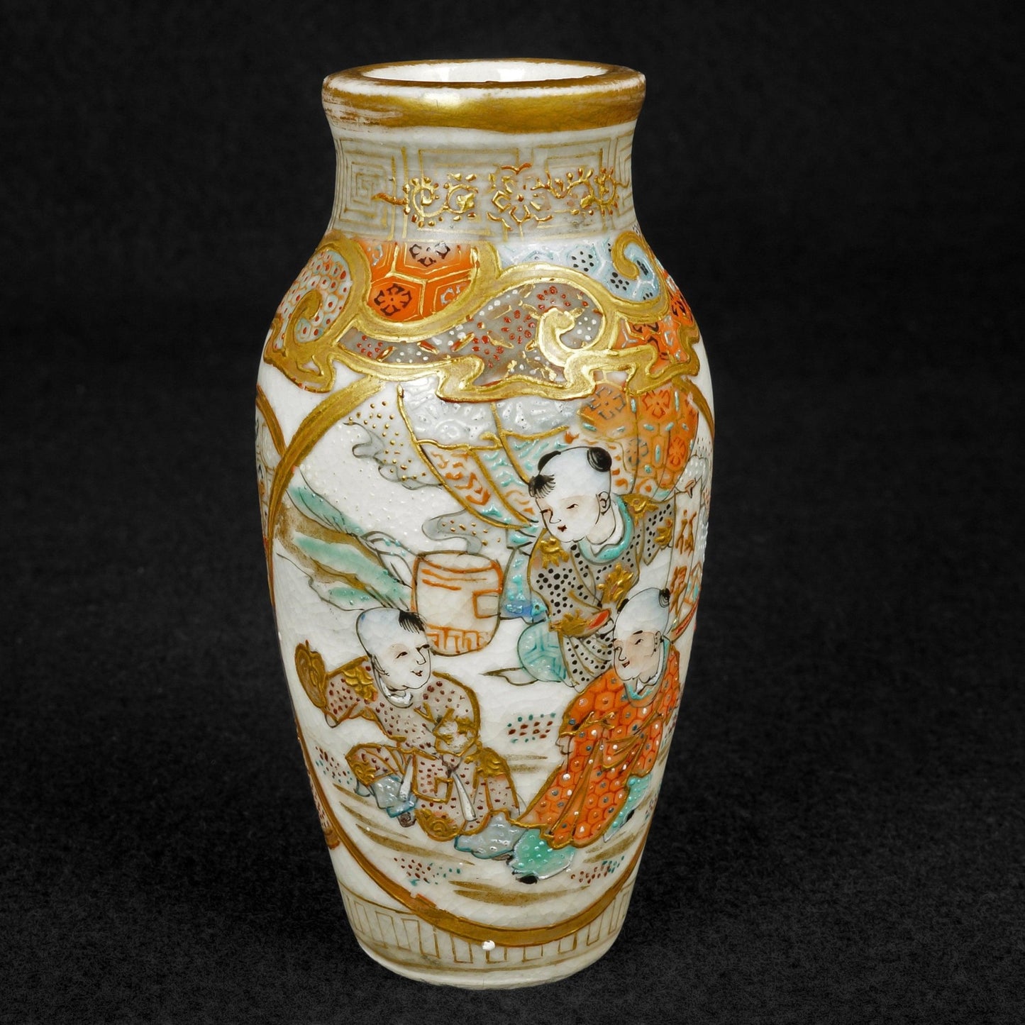 Small Japanese Children Playing Satsuma Vase Meiji Period - Bear and Raven Antiques