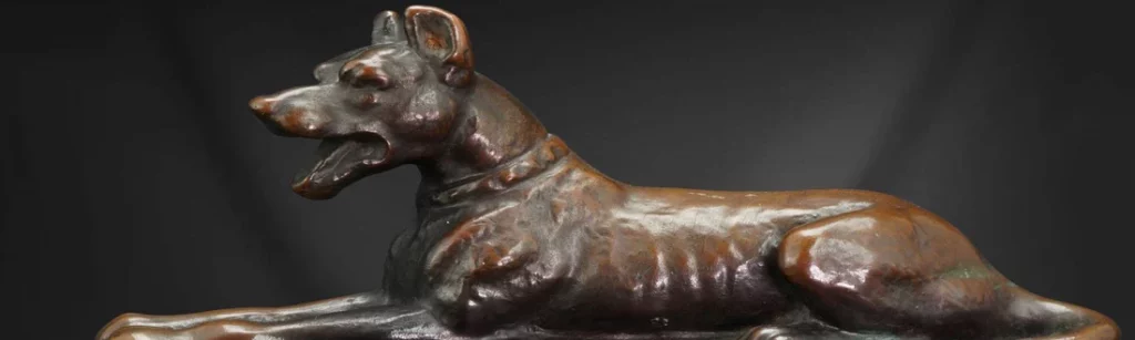 Why did Bronze Clad become such a popular material for bookends?
